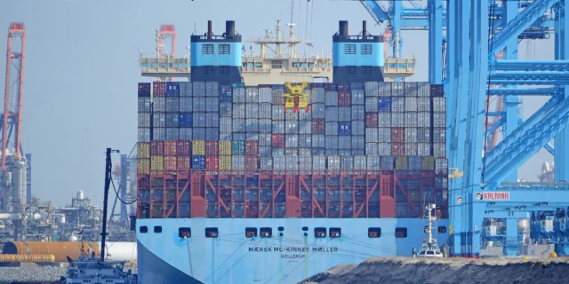 海运发货，，，，，用集装箱海运运输怎样预防集装箱进水？？？？？？？