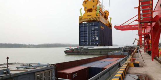 海河联运，，，，，，，，浙江兰溪到江苏太仓集装箱航线正式开通