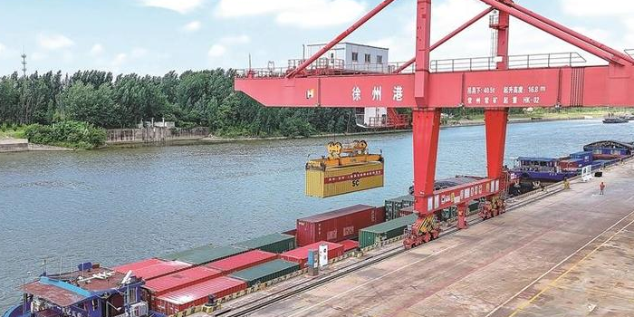 徐州至扬州到上海集装箱水运航线启用